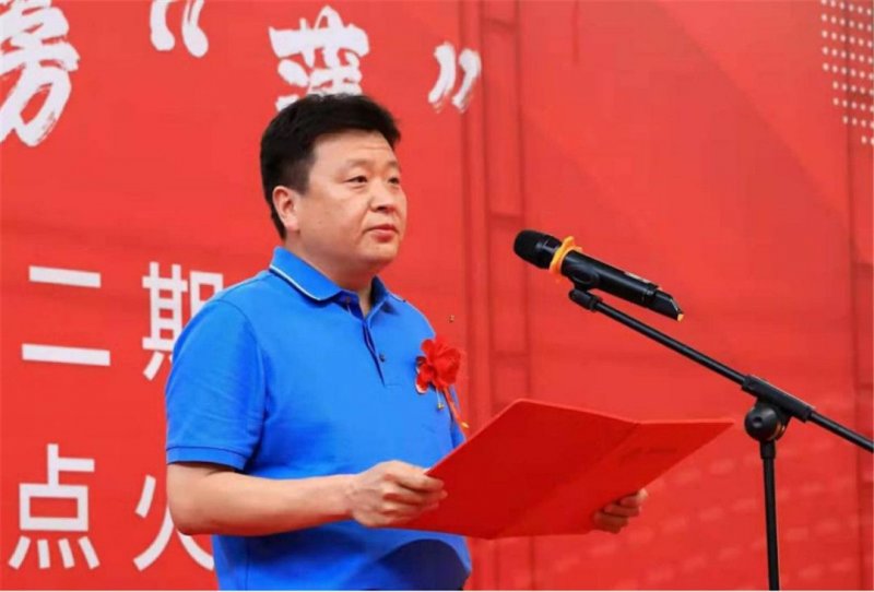 領(lǐng)標(biāo)科技巖板3mm巖板智能生產(chǎn)線成功點(diǎn)火！_3