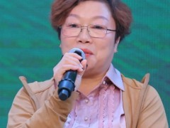 金牌企業(yè)制造副總裁 張代蘭：企業(yè)要生存，必須走光伏發(fā)電