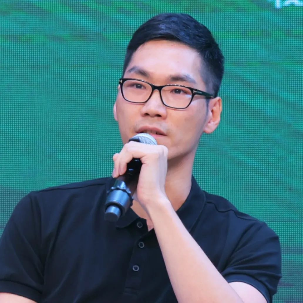 白兔瓷磚副總經(jīng)理 丁雄翔：瓷磚減薄，沒有盡頭可言.jpg