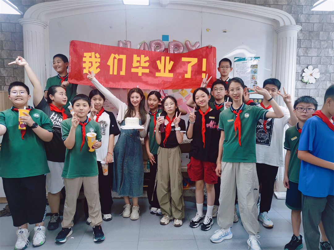 陶藝社團(tuán)畢業(yè)季，用陶瓷的永恒留下最美的記憶3301.jpg